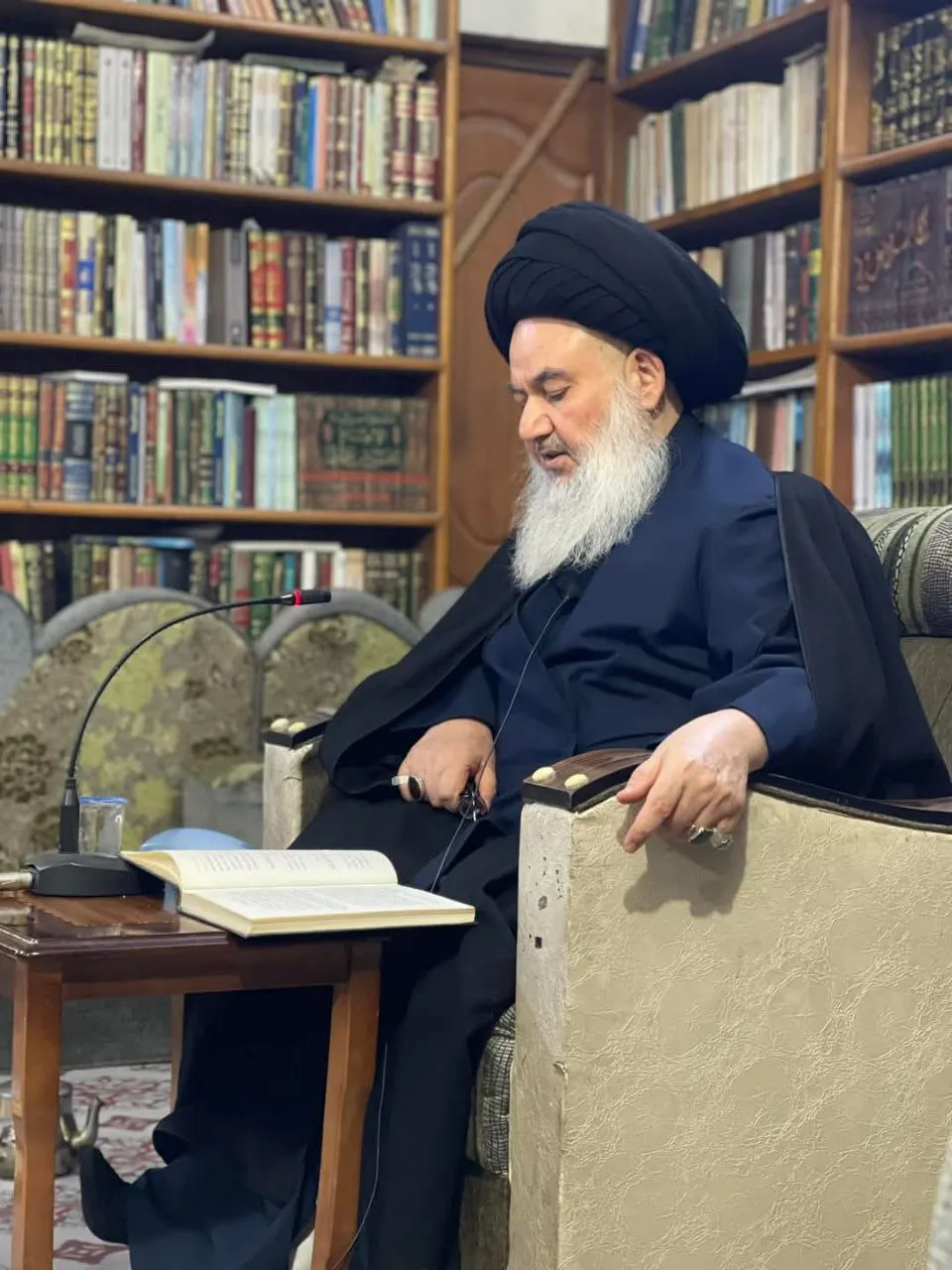 تصویر امام جمعه بغداد سید یاسین موسوی
